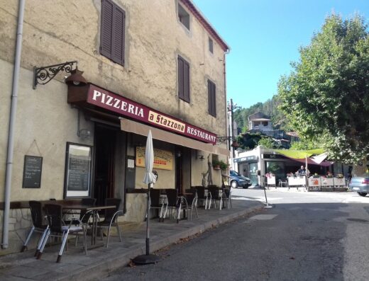 A Stazzona