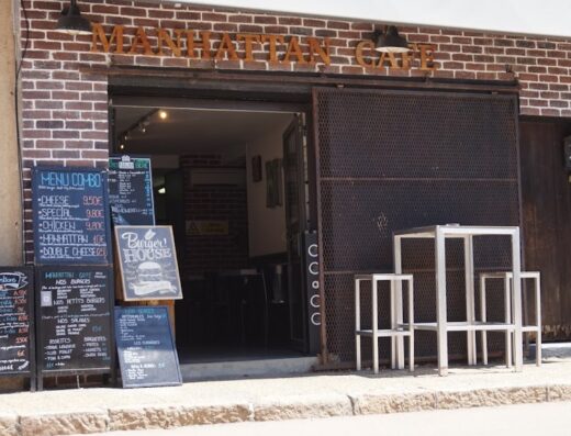Manhattan Café
