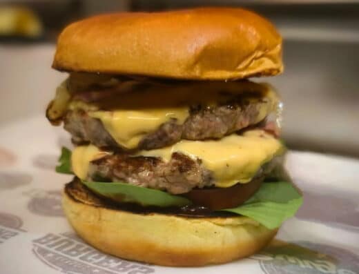 Queen&rsquo;s burger